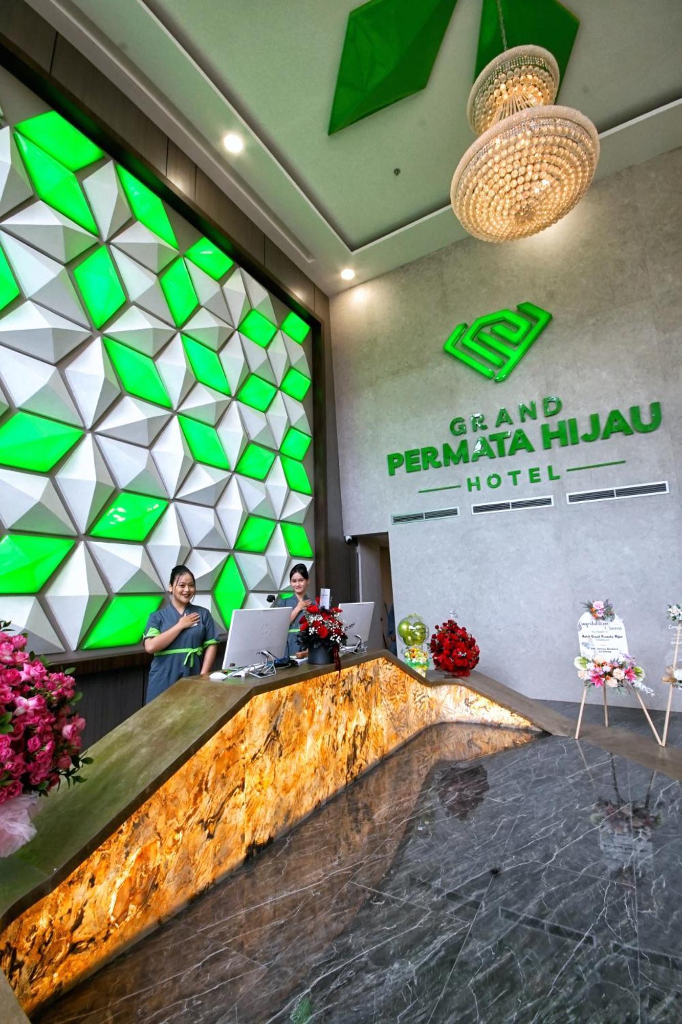 โฮเต็ล เปอร์มาตา ฮิเจา ซูกาบูมิ Hotel ซูกาบูมี ภายนอก รูปภาพ